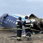 Ucrania asegura que el siniestro del avión que se estrelló en Kazajistán se produjo por un ataque ruso