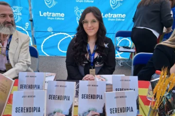 Judy Moncar presenta Serendipia, su primera novela, en la parada de la Editorial Letrame este Sant Jordi