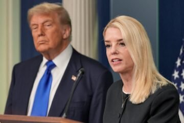 Trump trata de atajar la rebelión del movimiento MAGA por el ‘caso Epstein’