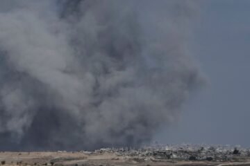 Última hora del conflicto en Oriente Próximo, en directo | El ejército israelí mata a cinco personas en un ataque a un campo de refugiados en Ciudad de Gaza