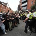 Keir Starmer cede a la presión de la ultraderecha y publicará el nombre y la etnia de los presuntos agresores sexuales