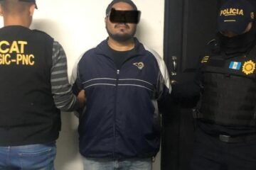 Guatemalteco acusado de 12 cargos de pornografía infantil queda preso en Los Ángeles