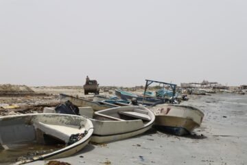 Las autoridades de Yemen recuperan al menos 45 cadáveres del naufragio de un barco con 150 migrantes