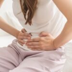 ¿De qué lado dormir para evitar el reflujo?