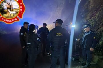 Roban patrulla de la PNC durante emboscada en San Juan Comalapa y la abandonan kilómetros después