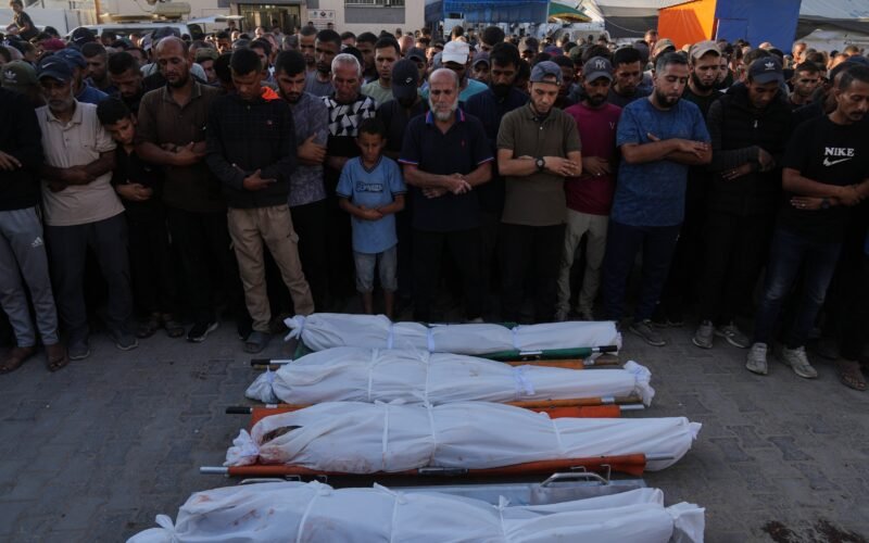 Israel reanuda los bombardeos en Gaza y corta la entrada de ayuda tras acusar a Hamás de violar el alto el fuego