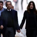 La entrada en prisión de Nicolas Sarkozy, expresidente de Francia, en imágenes