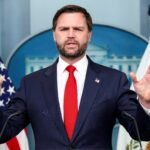 J. D. Vance defiende a los jóvenes republicanos que declararon su “amor” por Hitler en un chat privado