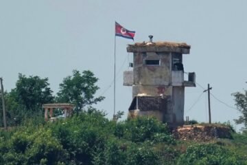 Un soldado de Corea del Norte huye al Sur a través de la frontera fuertemente vigilada