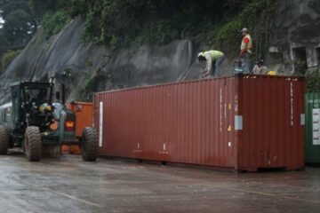 Reabren parcialmente la ruta a El Salvador con paso controlado y protección contra deslaves