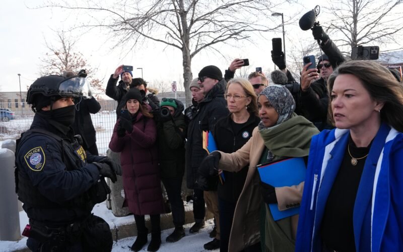 Convocadas cientos de protestas en EE UU después de que un agente del ICE matara a tiros a una mujer