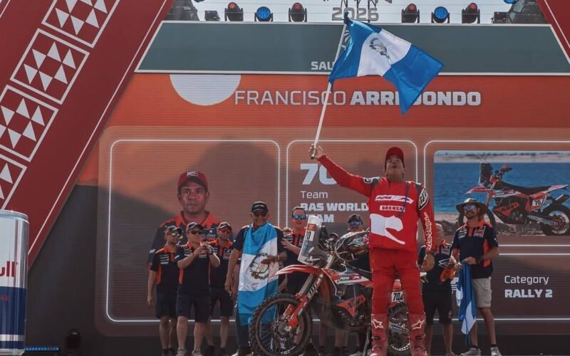 Guatemalteco Arredondo culmina el Rally Dakar 2026