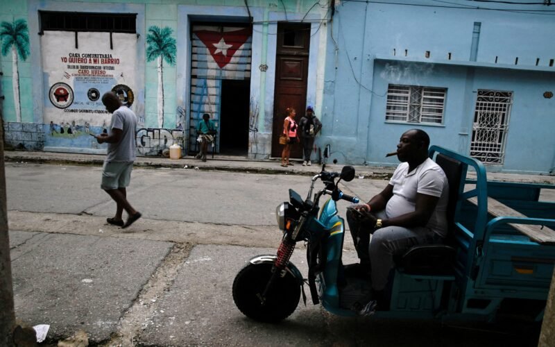 Trump lanza un ultimátum a Cuba: “Pacten con Estados Unidos antes de que sea demasiado tarde”