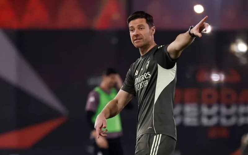 Despiden a Xabi Alonso, llega Álvaro Arbeloa