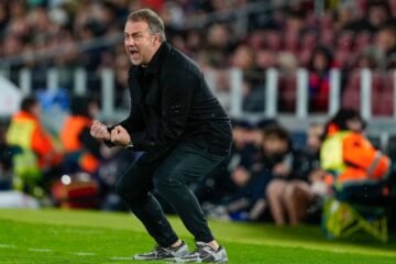 Hansi Flick: «Me gusta ver jugar al Elche»