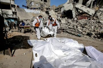 Los gazatíes se afanan en sobrevivir mientras Estados Unidos diseña su futuro a sus espaldas