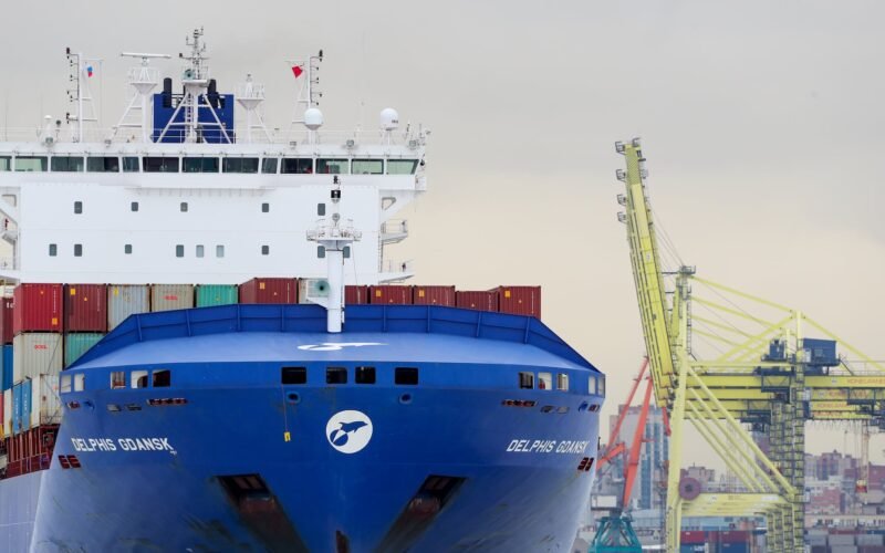 Francia intercepta en el Mediterráneo un petrolero procedente de Rusia