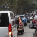 Alta carga vehicular por regreso a clases obliga a salir antes de las 4.30 en municipios cercanos