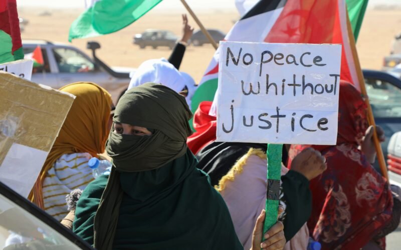 El rey de Marruecos se reserva el derecho de investidura del presidente del Sáhara en el plan de autonomía