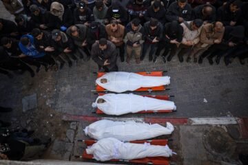 Más de 20 palestinos muertos en bombardeos israelíes en Gaza pese al alto el fuego