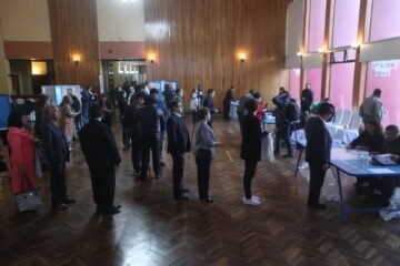 Abogados acuden a las urnas para elegir a los primeros magistrados de la nueva CC