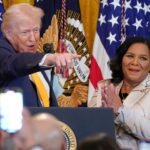 El precio del perdón: la “floreciente industria” de los indultos bate récords en el Washington de Trump