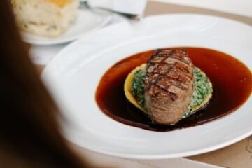 Experiencia gastronómica con cacao: cena de seis tiempos con el chef Gonzo Jiménez, participante de Netflix