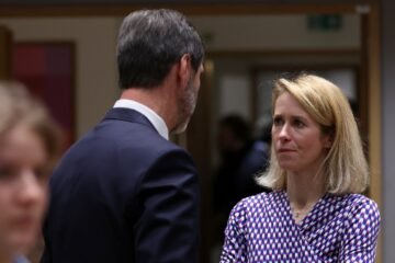 La UE estudia cómo ayudar a reabrir el estrecho de Ormuz pero rechaza las amenazas de Trump