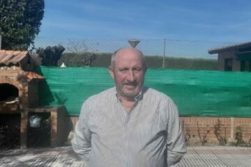 Livino Pecharroman Sancha recupera la memoria colectiva de su pueblo en una obra única de foto-historia