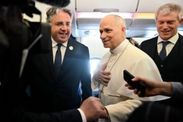 El papa León XIV responde al presidente de EE UU: “No tengo miedo a Trump. Seguiré hablando contra la guerra”