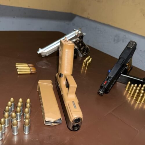 Caputran a supuestos pandilleros con armas y municiones