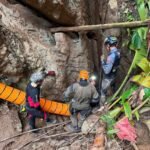Encuentran con vida a cinco de las siete personas atrapadas en una cueva de Laos hace una semana
