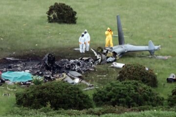 Mueren tres miembros de la Marina Real británica al estrellarse su helicóptero durante unas maniobras