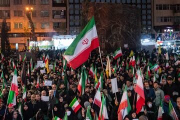 Los iraníes, cansados ​​de la guerra, vislumbran un rayo de esperanza a medida que el acuerdo de Trump va tomando forma.