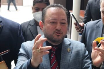 Sala da 48 horas al CSU para informar por reelección de Walter Mazariegos como rector de la Usac