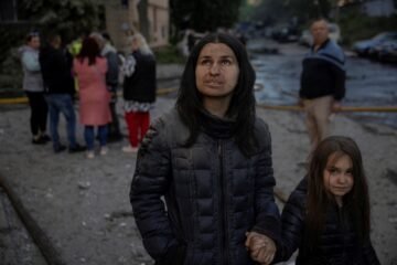 Putin anuncia una “nueva dimensión” en la guerra contra Ucrania y lanza un intenso ataque que mata al menos a 23 personas