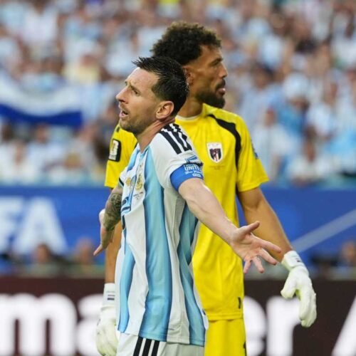 Vozinha sorprende; Messi, Mbappé y Haaland lideran el once ideal del Mundial 2026