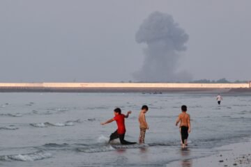 Estados Unidos e Irán vuelven a la guerra abierta tras una semana de enfrentamientos en Ormuz