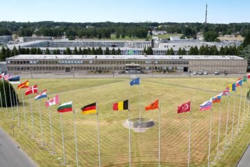 Detenida en el cuartel general militar de la OTAN una becaria acusada de espionaje