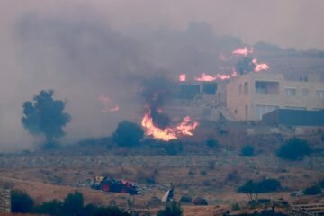 Varios bomberos mueren en Grecia en la extinción de dos incendios