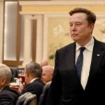 Zelenski condecora a Musk en plena polémica por el papel de Starlink en la guerra