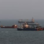 EE UU dispara contra un barco de Panamá por tratar de saltarse el bloqueo de los puertos iraníes decretado por Trump