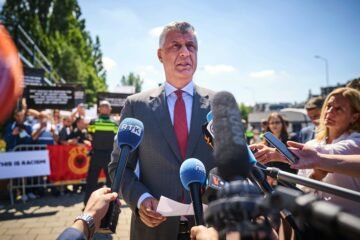 Condenado a 25 años de cárcel el expresidente de Kosovo Hashim Thaçi por crímenes de guerra
