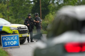 La policía británica libera bajo fianza a los cinco detenidos por el presunto intento de atentado contra una base militar
