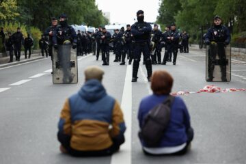 Macron trata de retomar el control con la prohibición de manifestaciones y el blindaje de las ciudades
